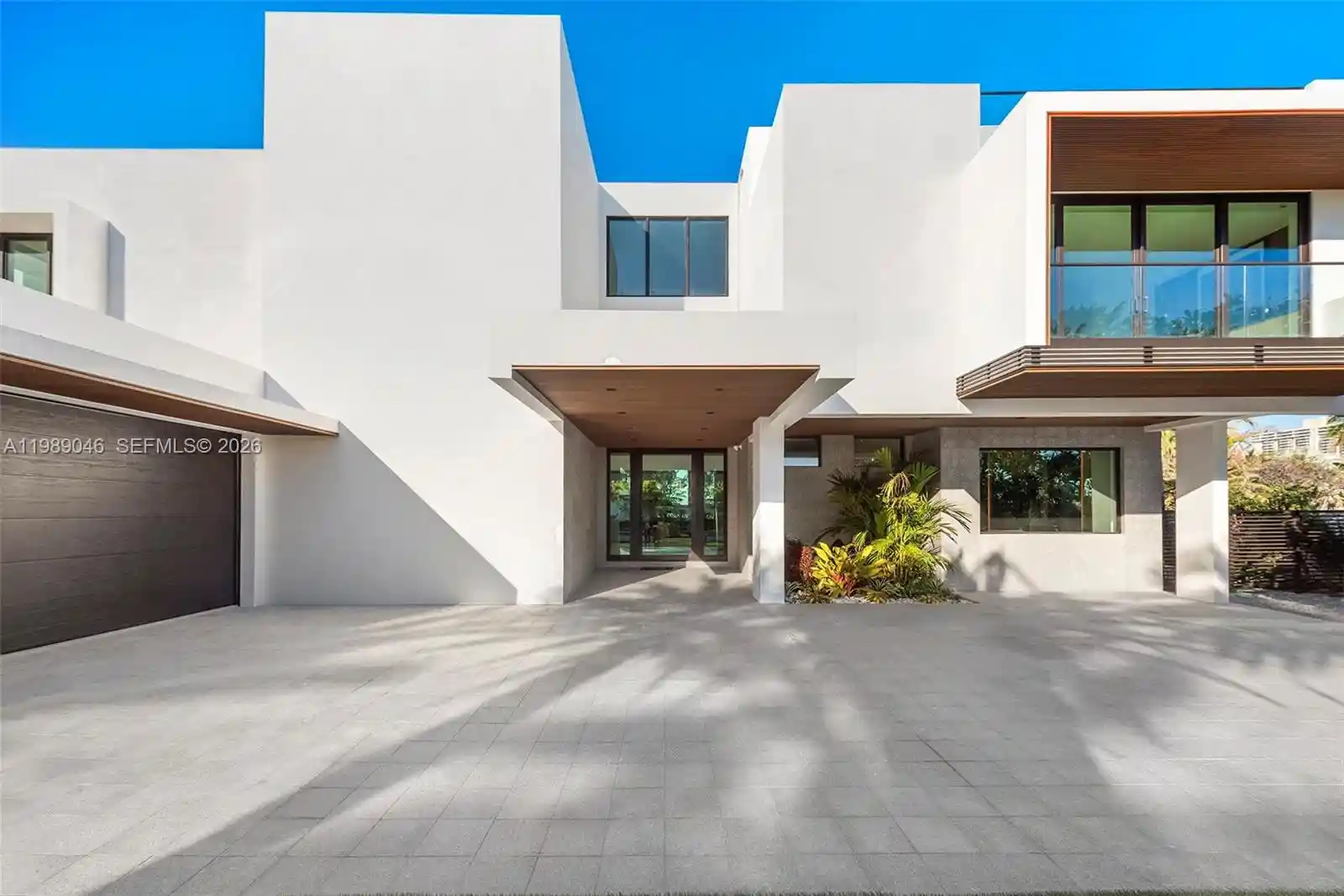 Photo 1 of Mansion for sale at 128 Ocean Blvd, Golden Beach, FL 33160 | MLS# A11989046 | Listing updated on 2026-10-31