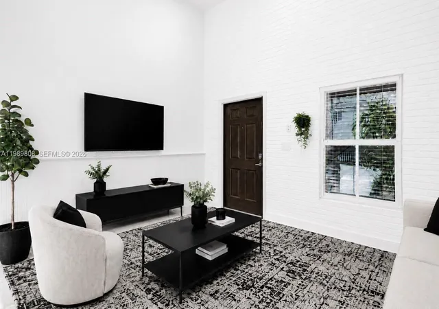 5th image of 102 Riverwalk Cir, Sunrise, FL 33326 | MLS# A11989808