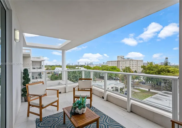 1st image of 1850 Monroe St #308, Hollywood, FL 33020 | MLS# A11990688