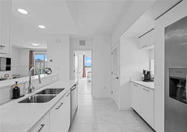 5th image of 1850 Monroe St #308, Hollywood, FL 33020 | MLS# A11990688