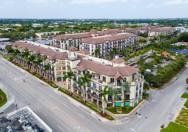 Photo 2 of Sale Pending at 2631 Ne 14th Avenue #406, Wilton Manors, FL 33334 | MLS# B26008887 | Listing updated on 2026-09-11