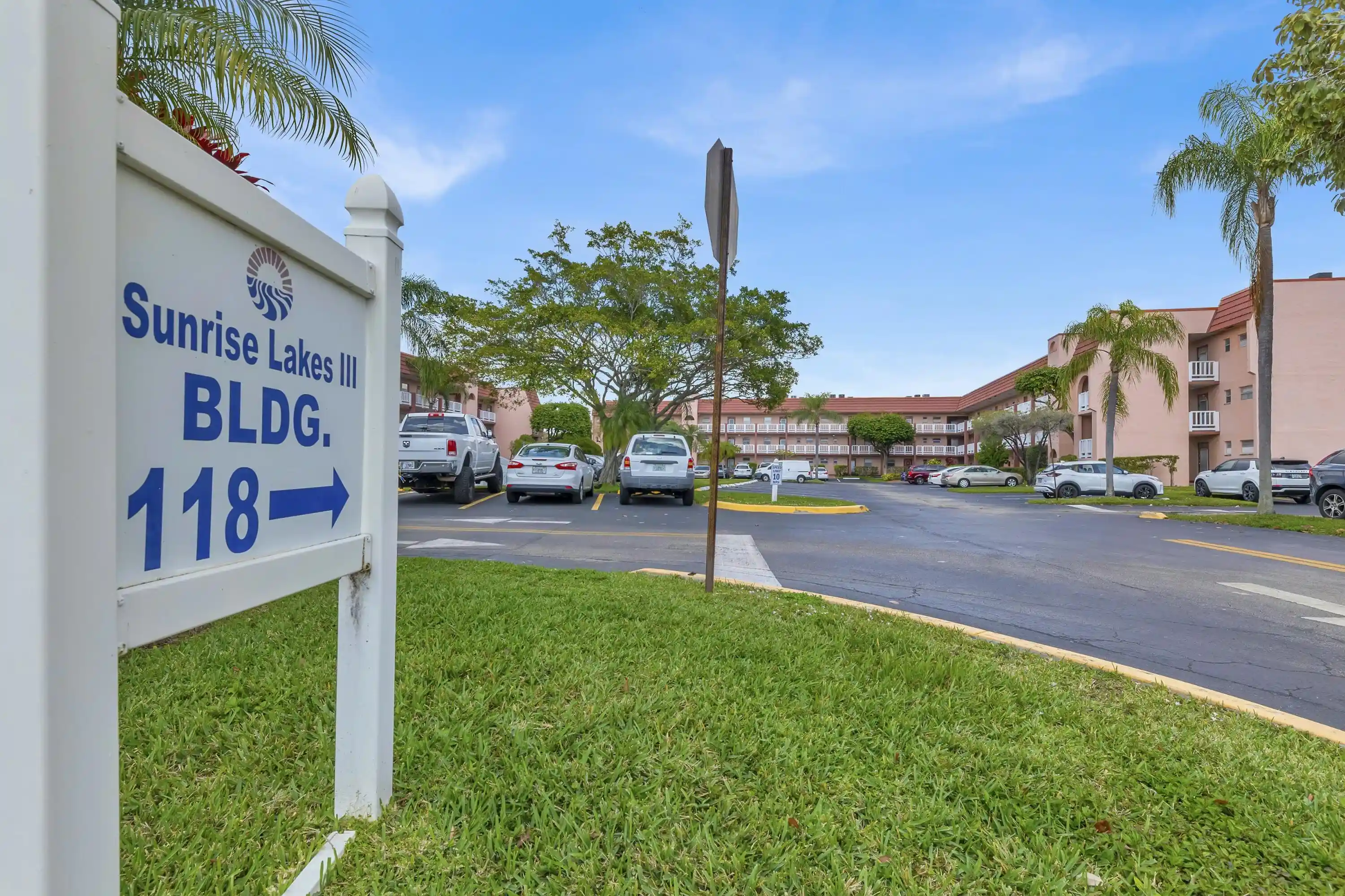 Listing Photo 1 - Condo for sale in 9401 Sunrise Lakes Blvd located at 9401 Sunrise Lakes Blvd, Sunrise, FL 33322 - Unit #311