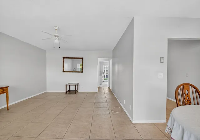 Homes for sale in West Palm Beach, FL | 162 Easthampton G, West Palm Beach, FL 33417 | MLS# B26009138