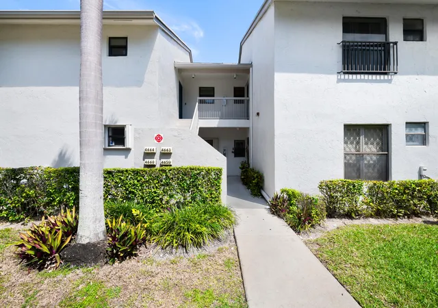 2nd image of 4664 Nw 22nd St, Coconut Creek, FL 33063 | MLS# B26009252