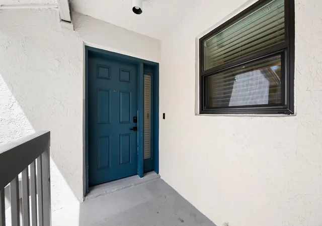 3rd image of 4664 Nw 22Nd St, Coconut Creek, FL 33063 | MLS# B26009252