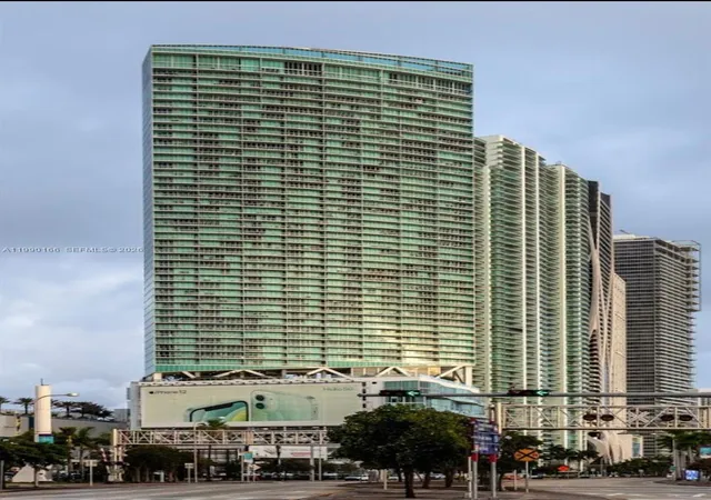 3rd image of 888 Biscayne Blvd #1810, Miami, FL 33132 | MLS# A11990166