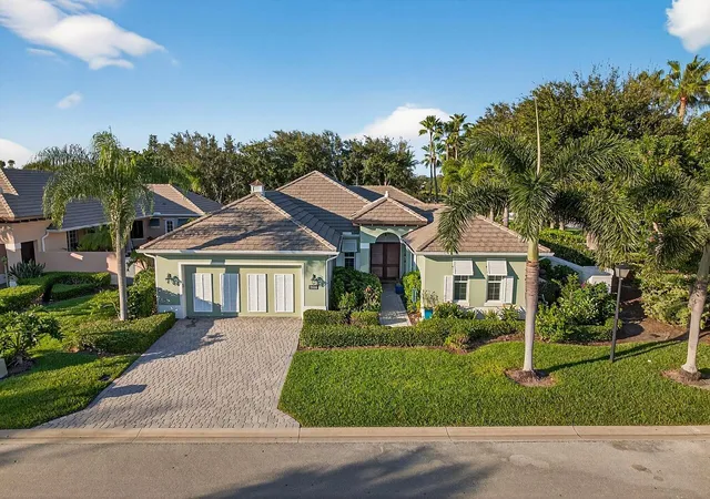 Photo 1 of Single family home for sale at 2116 Autumn Ln, Vero Beach, FL 32963 | MLS# B26009338 | Listing updated on 2026-09-23