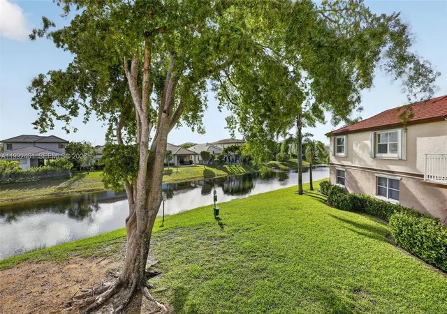 25th image of 1250 Sw 113th Ter #201, Pembroke Pines, FL 33025 | MLS# A11992461