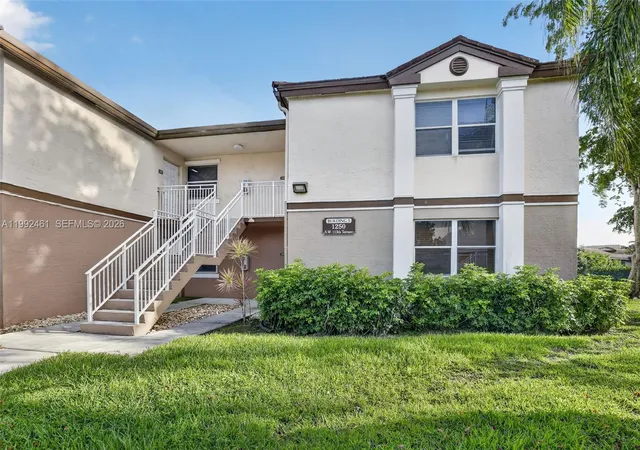 2nd image of 1250 Sw 113th Ter #201, Pembroke Pines, FL 33025 | MLS# A11992461