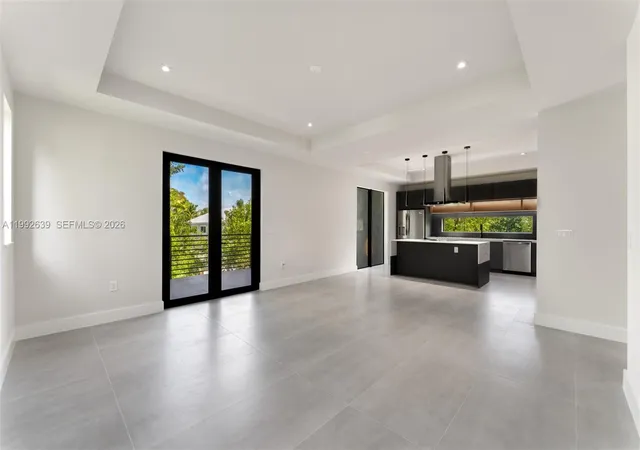 4th image of 20 Coral Dr, Key Largo, FL 33037 | MLS# A11992639