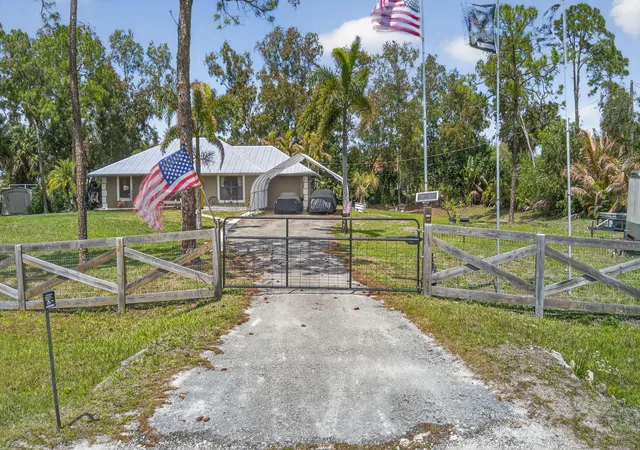 2nd image of 17815 92nd Ln N, Loxahatchee, FL 33470 | MLS# B26009486