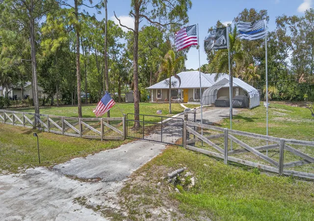 3rd image of 17815 92Nd Ln N, Loxahatchee, FL 33470 | MLS# B26009486