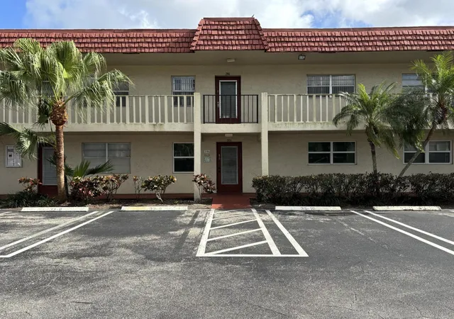 Homes for sale in Delray Beach, FL | 33 Abbey Ln #106, Delray Beach, FL 33446 | MLS# B26009501