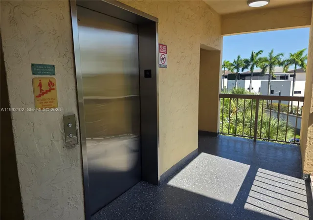 3rd image of 8100 Geneva Ct, Miami, FL 33166