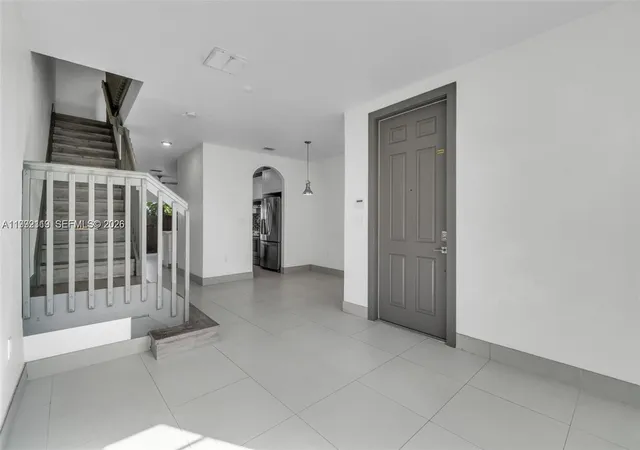 3rd image of 1720 Ne 33 Ave #1045, Homestead, FL 33033 | MLS# A11992119