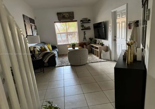 3rd image of 1083 Sw 143 Ave #1206, Pembroke Pines, FL 33027 | MLS# A11992755