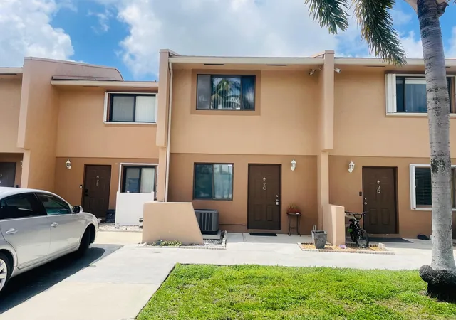 Photo 1 of Condo for sale at 139 Sparrow Dr #2c, Royal Palm Beach, FL 33411 | MLS# B26009575 | Listing updated on 2026-09-23