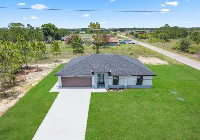 Homes for sale in Lehigh Acres, FL | 2507 E 15Th St, Lehigh Acres, FL 33972 | MLS# A11993147