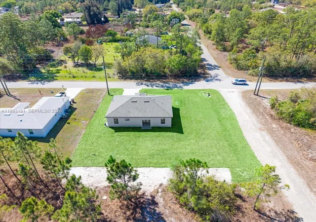 Homes for sale in Lehigh Acres, FL | 2501 E 15th St, Lehigh Acres, FL 33972 | MLS# A11993181