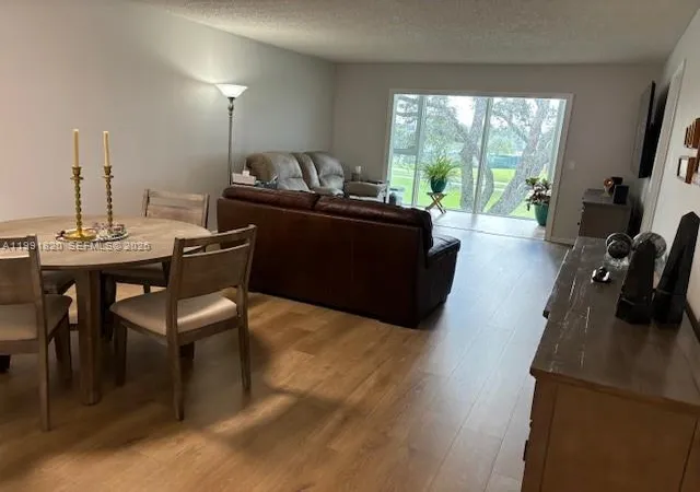 5th image of 1001 Sw 128Th Ter #307B, Pembroke Pines, FL 33027 | MLS# A11991820