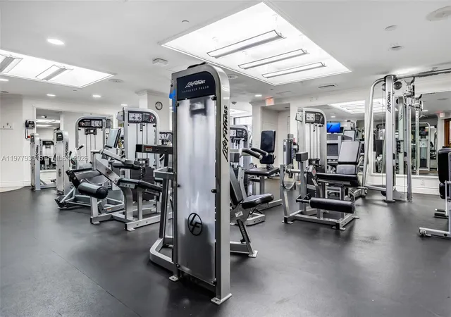 2nd image of 1121 Crandon Blvd E1203, Key Biscayne, FL 33149