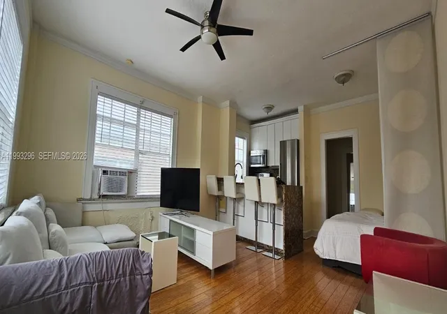 2nd image of 1611 Michigan Ave #10, Miami Beach, FL 33139 | MLS# A11993296