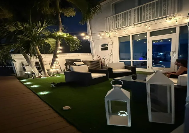 4th image of 3672 Ne 167Th St #31, North Miami Beach, FL 33160 | MLS# A11993457