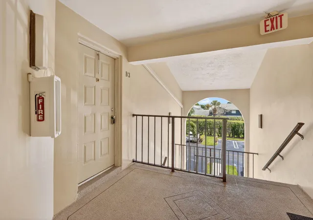 5th image of 624 Sea Pine Wy, Greenacres, FL 33415