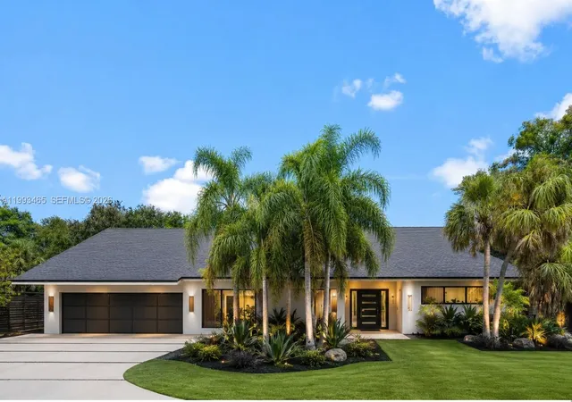 Photo 1 of Mansion for sale at 7997 Sw 76th Avenue, Miami, FL 33143 | MLS# A11993465 | Listing updated on 2026-10-31