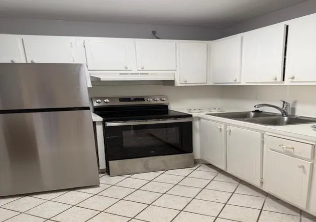 Homes for sale in Lake Worth Beach, FL | 3320 Lake Osborne Dr #107, Lake Worth Beach, FL 33461 | MLS# B26010097