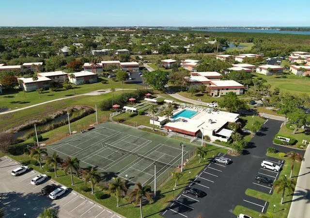 Condo for sale at 66 Woodland Dr #204, Vero Beach, FL 32962 | MLS# B26010272 | Listing updated on 2026-10-07