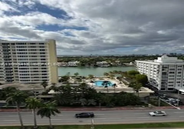 3rd image of 5601 Collins Ave #1219, Miami Beach, FL 33140 | MLS# A11993418