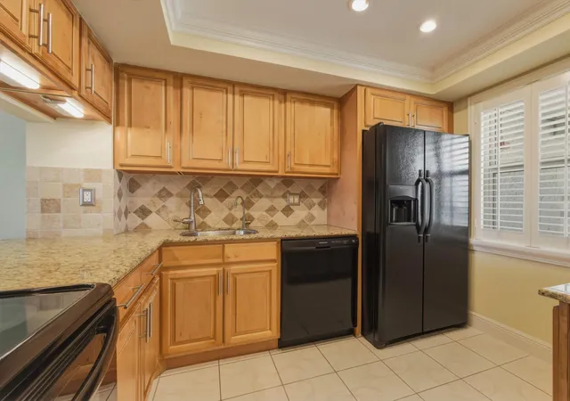 Photo 3 of Condo for sale at 9810 Marina Blvd #1136, Boca Raton, FL 33428 | MLS# B26010289 | Listing updated on 2026-10-07