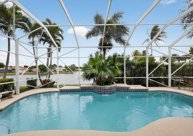 3rd image of 9430 Lantern Bay Cir, West Palm Beach, FL 33411 | MLS# B26010295