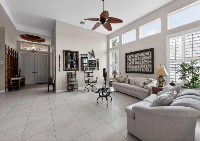 5th image of 9430 Lantern Bay Cir, West Palm Beach, FL 33411 | MLS# B26010295