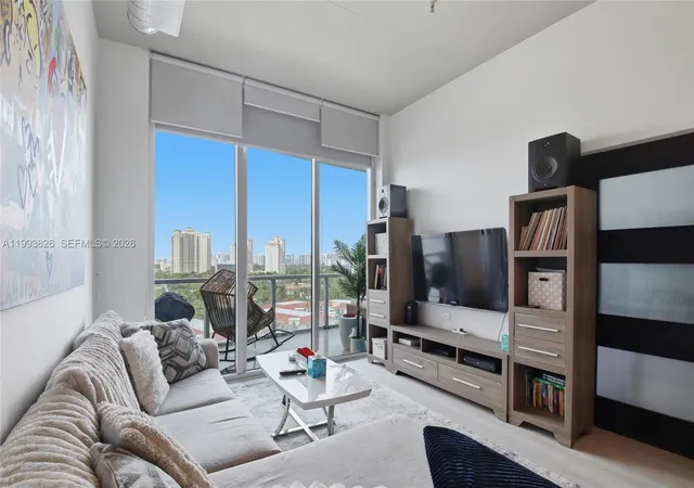 2nd image of 3029 Ne 188Th St #904, Miami, FL 33180 | MLS# A11993826