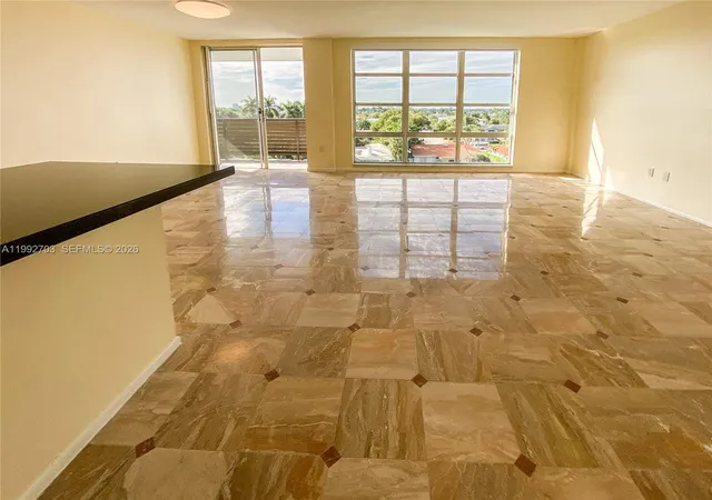 4th image of 9800 W Bay Harbor Dr #602, Bay Harbor Islands, FL 33154 | MLS# A11992703