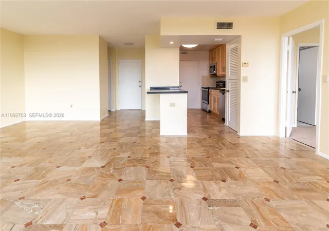 5th image of 9800 W Bay Harbor Dr #602, Bay Harbor Islands, FL 33154 | MLS# A11992703