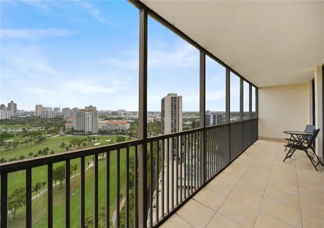 5th image of 20379 W Country Club Dr #2236, Aventura, FL 33180 | MLS# A11994261