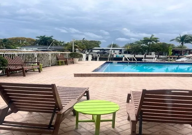 3rd image of 2000 Ne 135Th St #601, North Miami, FL 33181 | MLS# A11971666