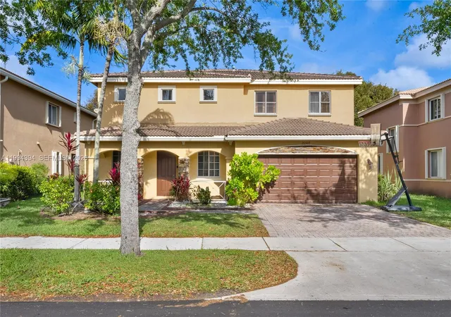 Homes for sale in Miami Gardens, FL | 20507 Nw 9th Ave, Miami Gardens, FL 33169 | MLS# A11994394