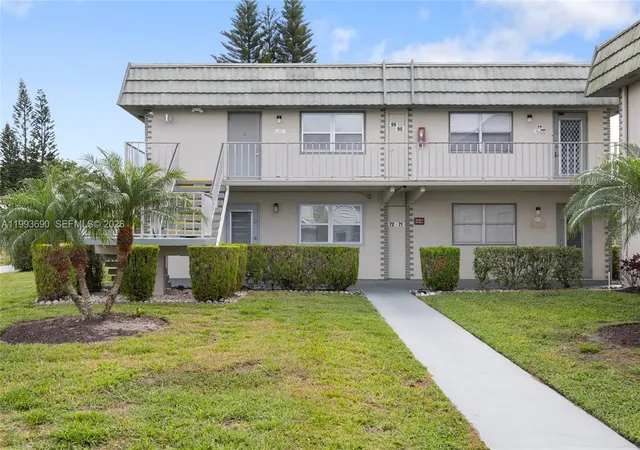 2nd image of 72 Monaco B 72 #72, Delray Beach, FL 33446 | MLS# A11993690