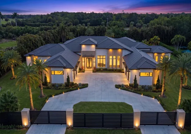 Photo 2 of Mansion for sale at 3905 Fieldview Way, Wellington, FL 33414 | MLS# B26010659 | Listing updated on 2026-09-23