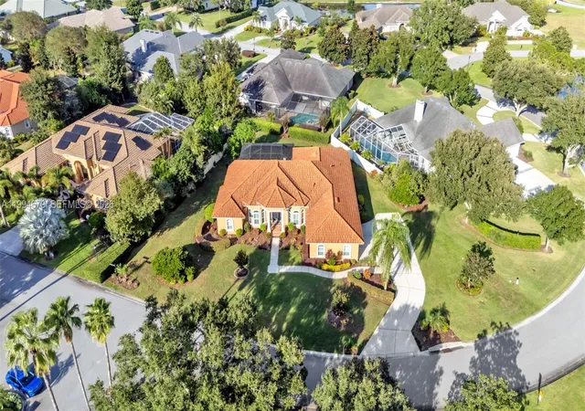 2nd image of 237 Mclean Pt, Winter Haven, FL 33884 | MLS# A11994679