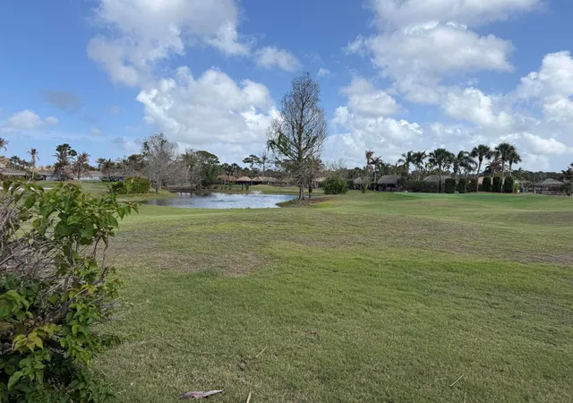 2nd image of 424 Nw Chipshot Ln, Port St Lucie, FL 34986 | MLS# B26010869