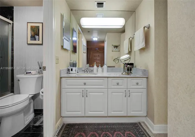 4th image of 6767 Collins Ave #504, Miami Beach, FL 33141 | MLS# A11994814