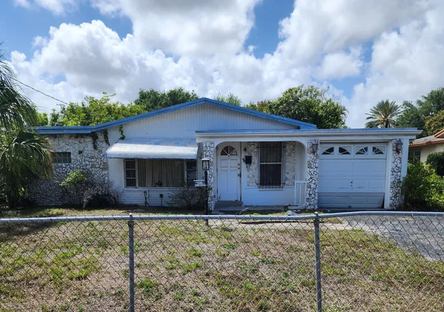 Homes for sale in Pompano Beach, FL | 1861 Nw 7th Ter W, Pompano Beach, FL 33060 | MLS# B26010986