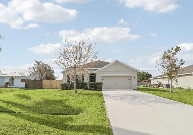 Homes for sale in Port St Lucie, FL | 218 Sw Kestor Dr, Port St Lucie, FL 34953 | MLS# B26011036