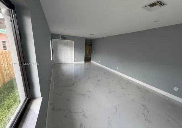 32nd image of 644 Nw 6th Ct, Hallandale Beach, FL 33009 | MLS# A11994977