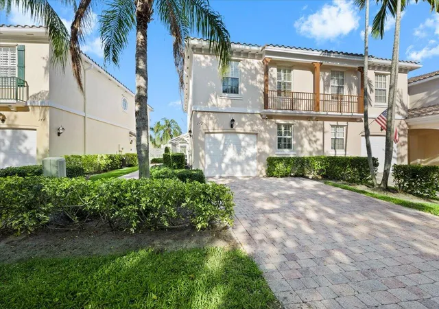 Homes for sale in Palm Beach Gardens, FL | 142 Santa Barbara Wy, Palm Beach Gardens, FL 33410 | MLS# B26011136